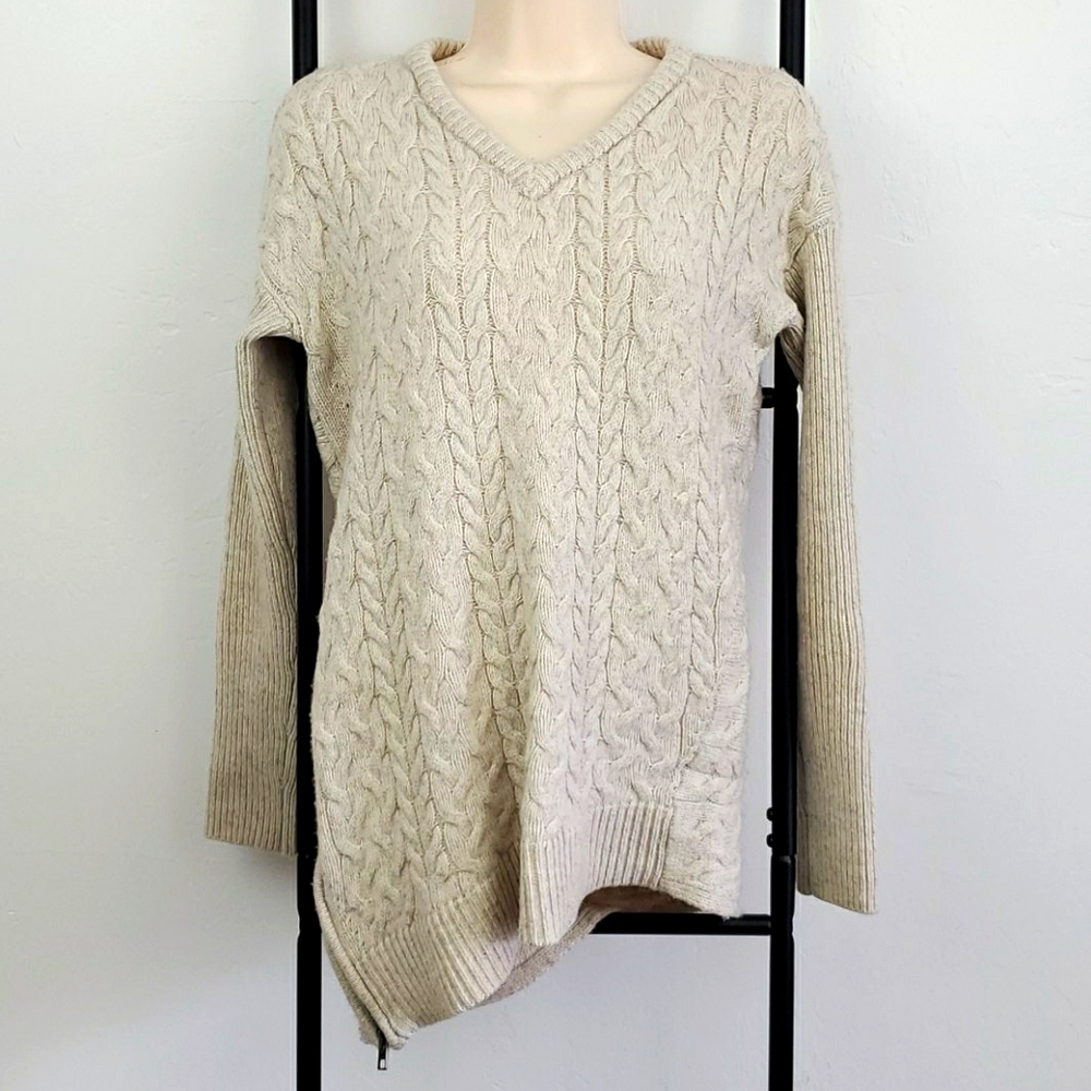 Athleta Chunky Wool Cashmere Sweater Size XXS Women V Neck Oversized Long Sleeve